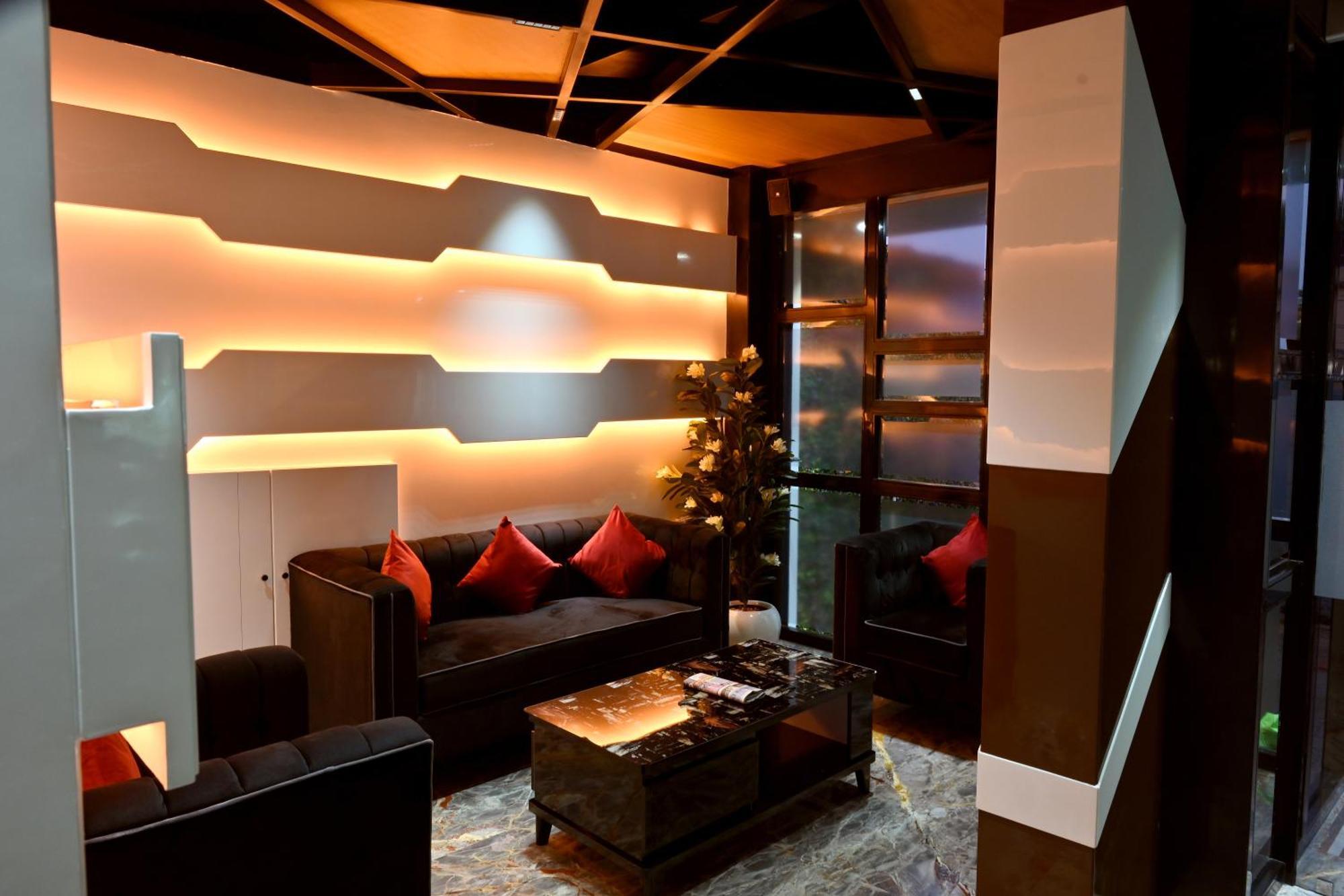 Hotel Trax International Jamshedpur Esterno foto