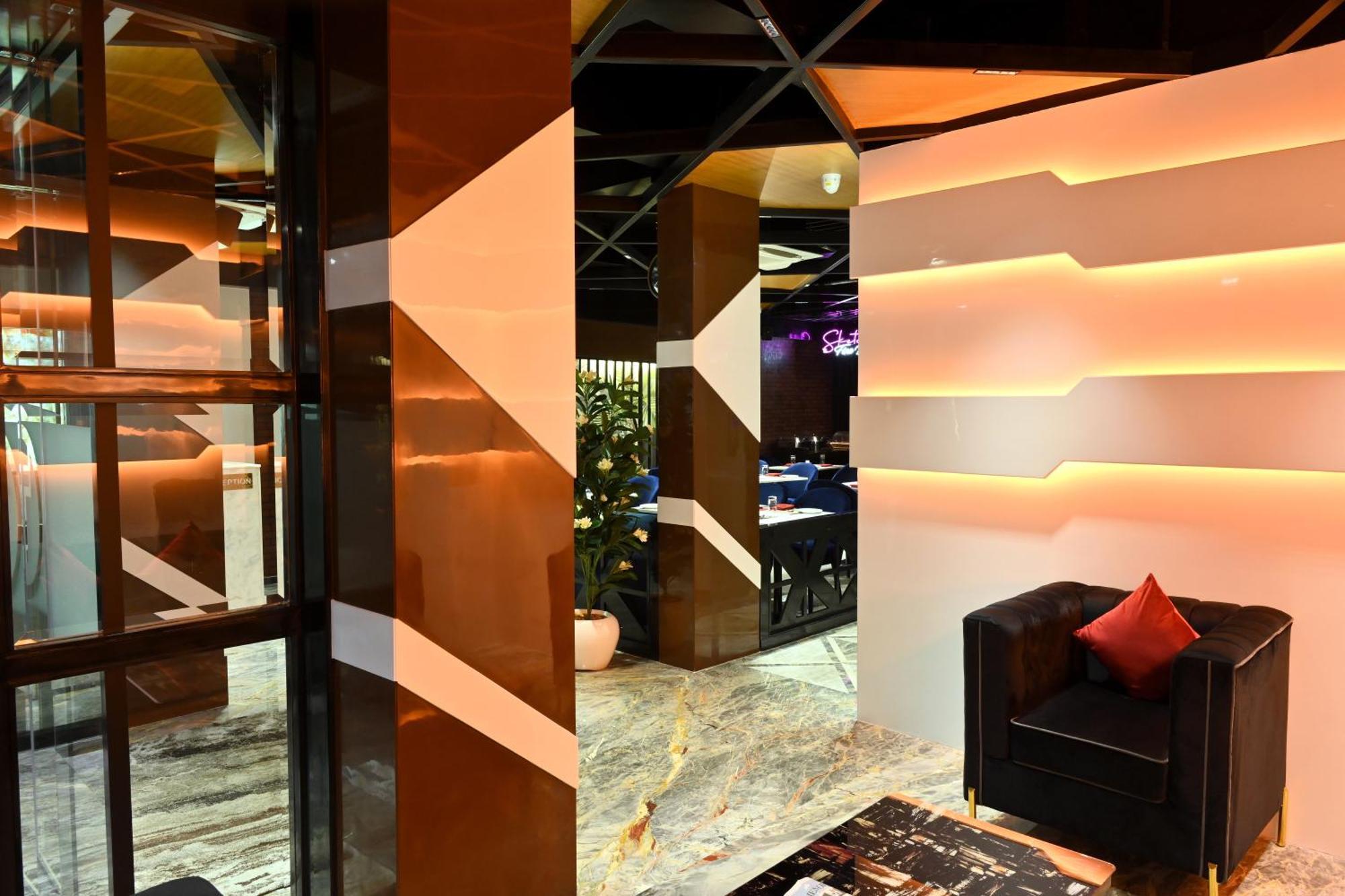 Hotel Trax International Jamshedpur Esterno foto