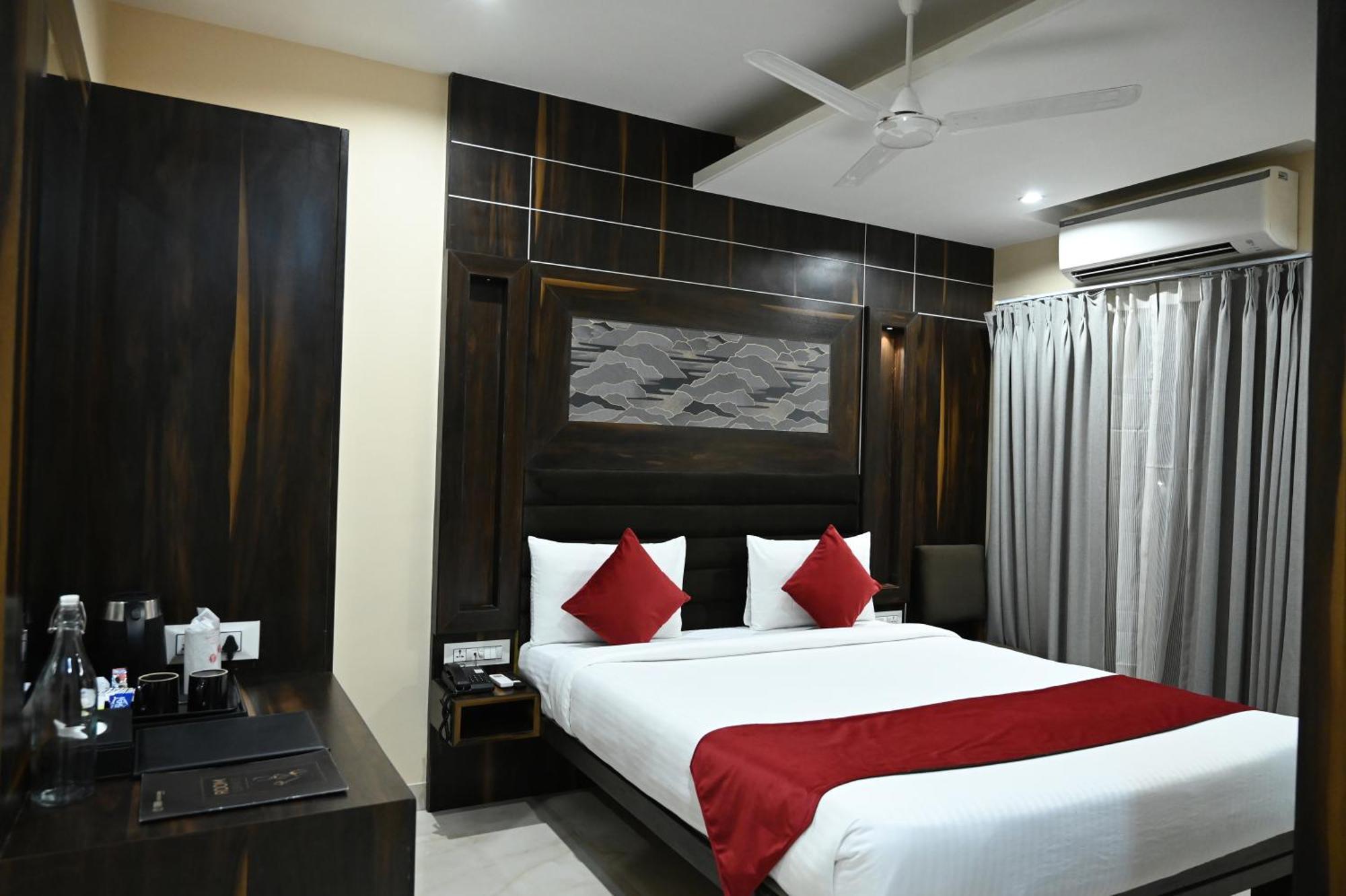 Hotel Trax International Jamshedpur Esterno foto