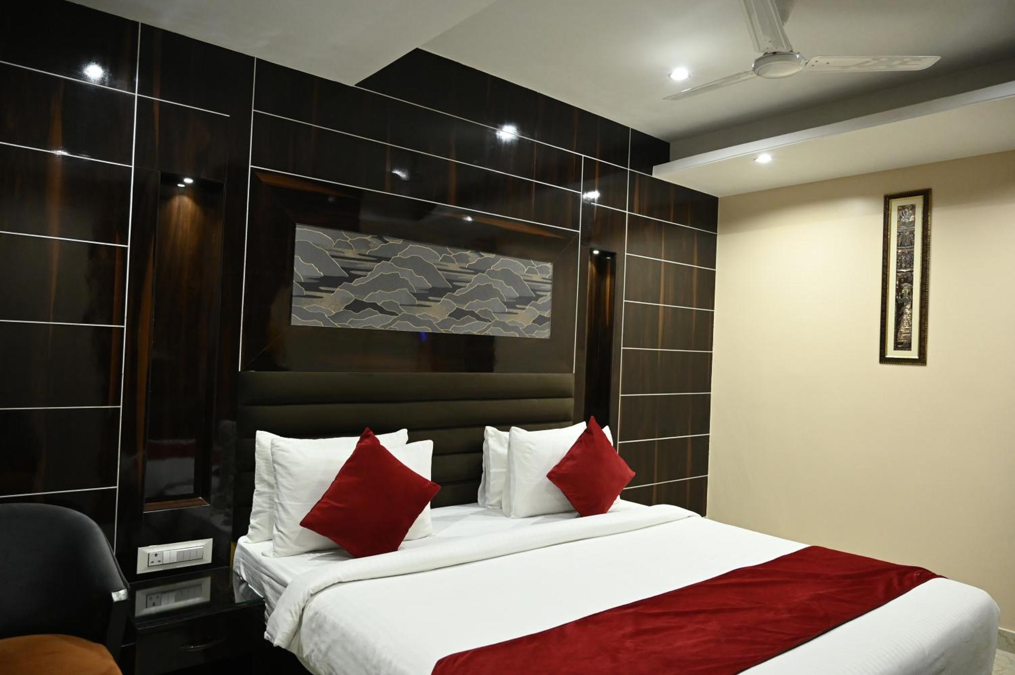 Hotel Trax International Jamshedpur Esterno foto